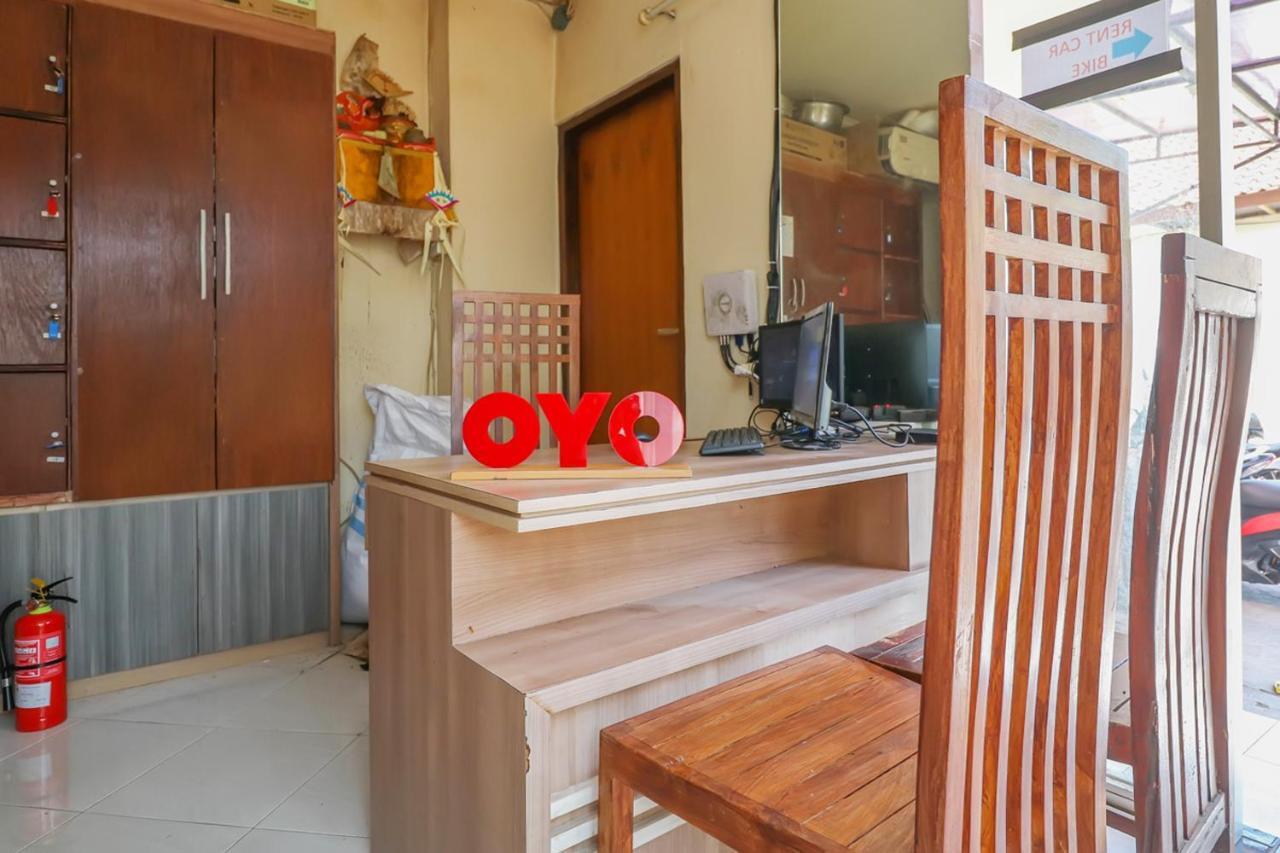 Oyo 2178 Merthan House Семиньяк Экстерьер фото